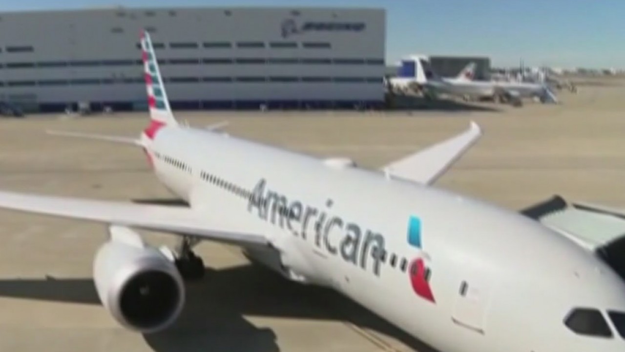 American Airlines passenger claims he was racially profiled at LAX