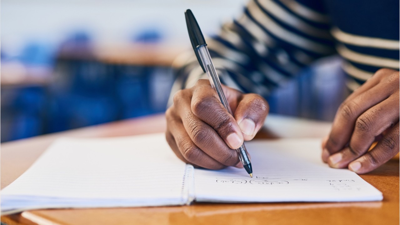 Missouri teacher asks students to 'set your price' for slaves in 'culturally insensitive' assignment