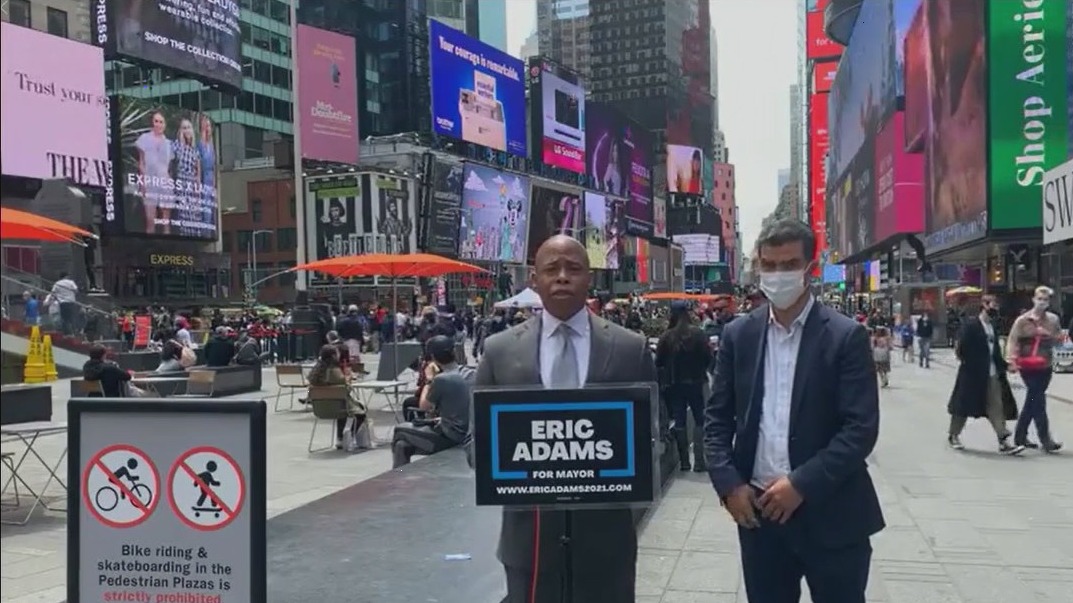Mayoral candidates react to Times Square shooting