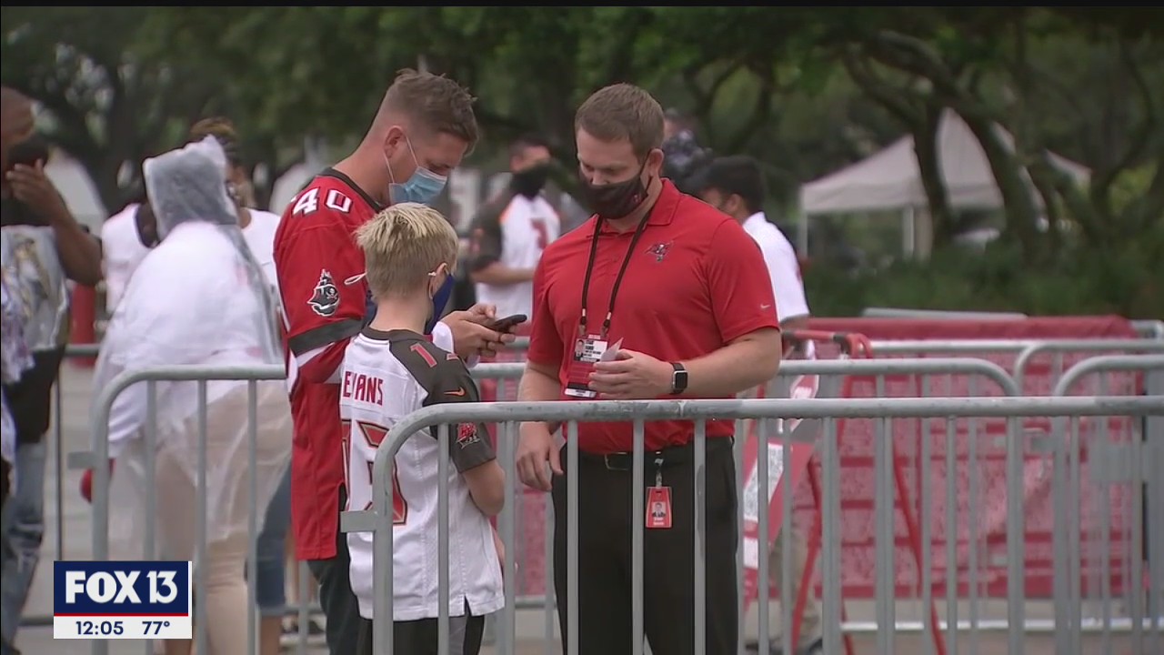 Super Bowl committee committed to Feb. 7 game