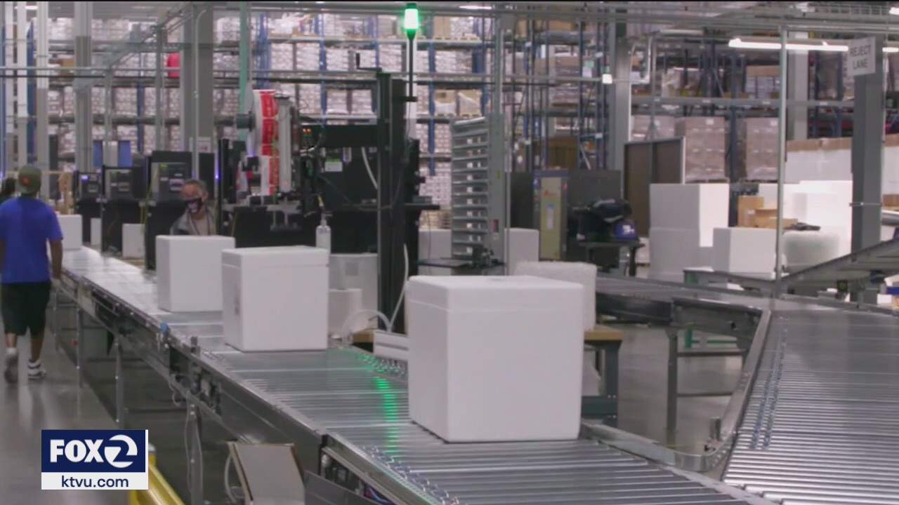 Last minute push to mail packages ahead of Christmas holiday