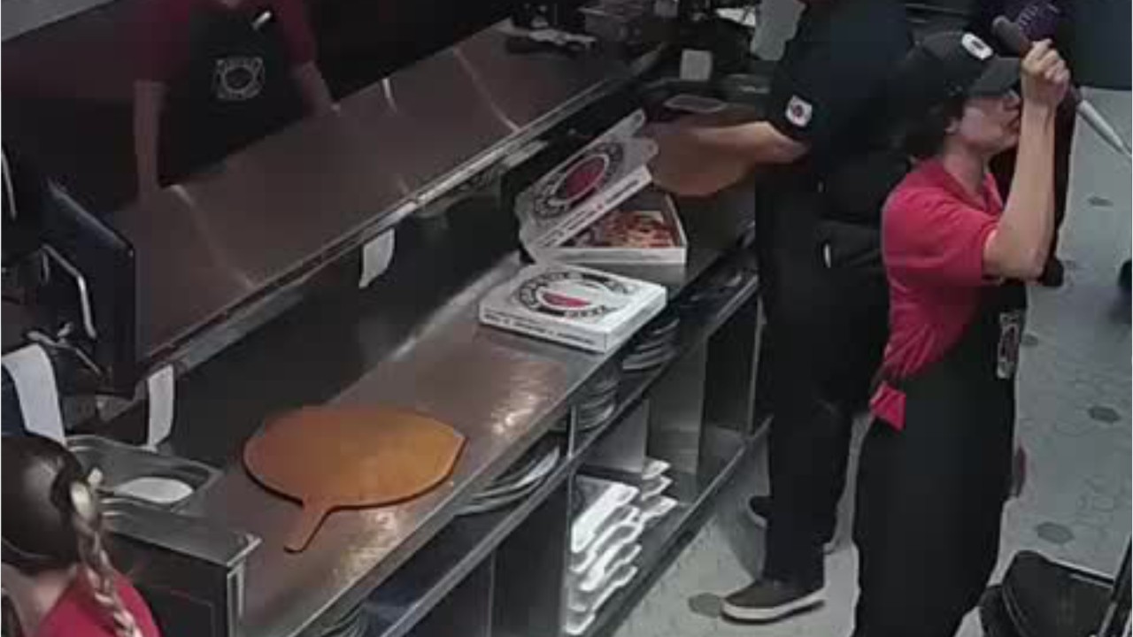 Watch this pizza chain employee make the save of the century