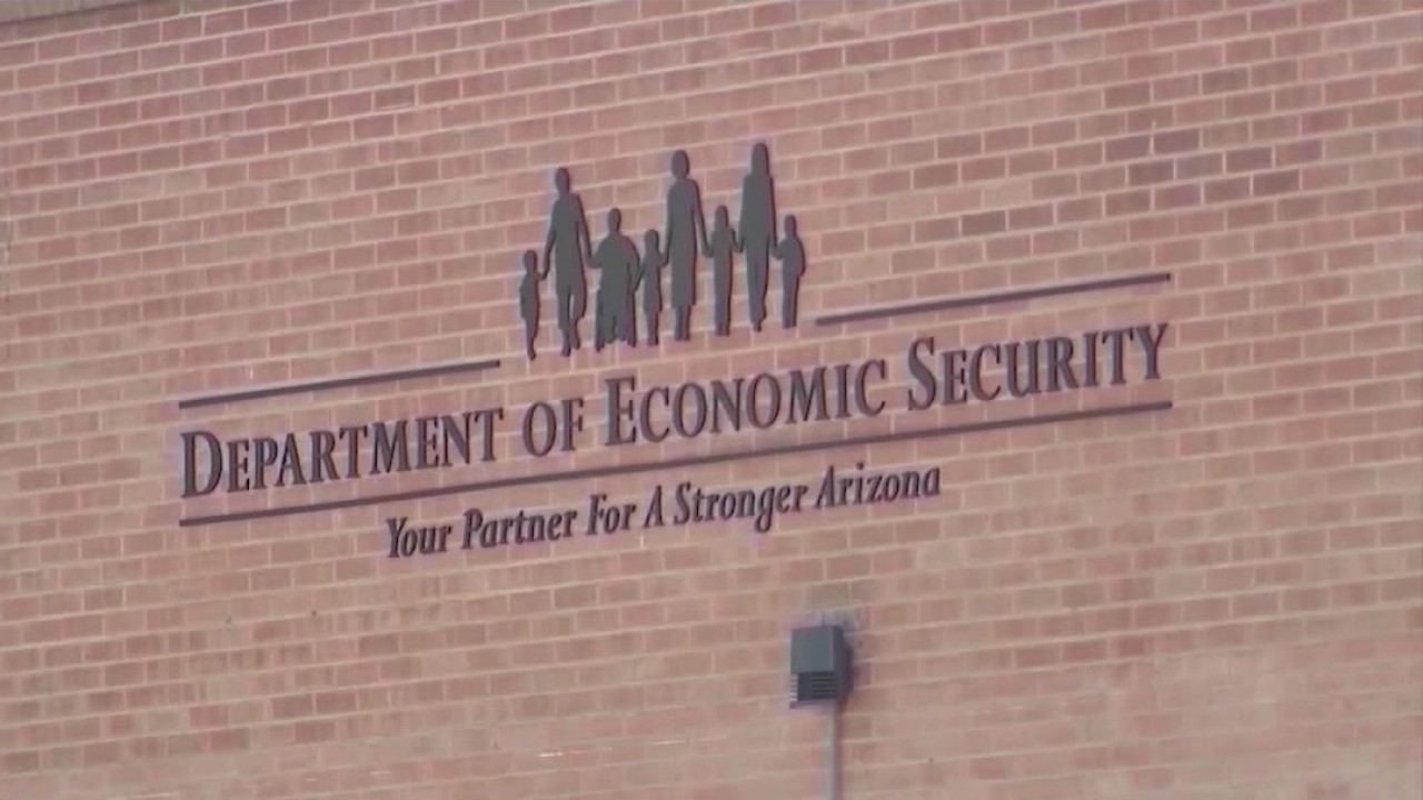 Arizonan speaks of problems contacting DES