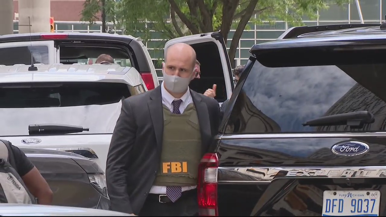 What is known about the FBI's raid at Detroit City Hall Wednesday morning?