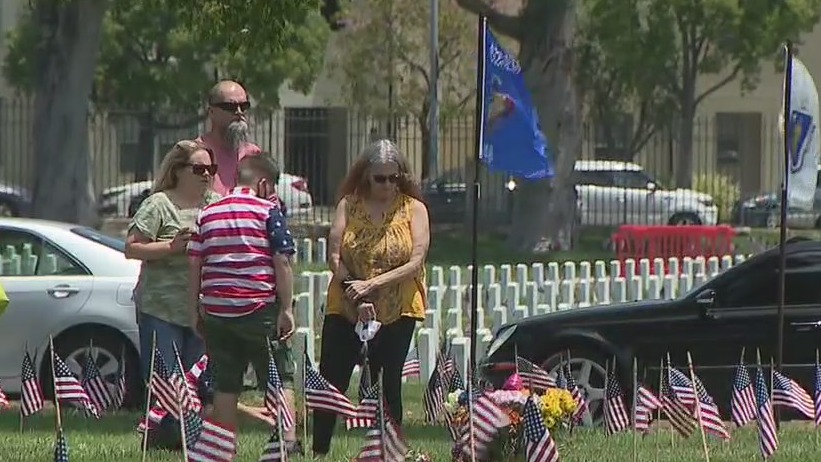 American flags allegedly stolen at Los Angeles National Cemetery