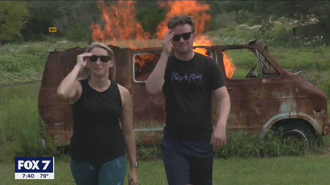 Chelsea and Casey become 'stuntmen' for a day at Austin Hollywood Adventures