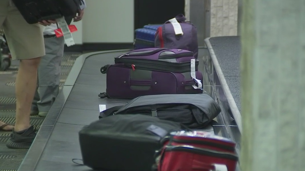 CDC says vaccinated people can travel safely