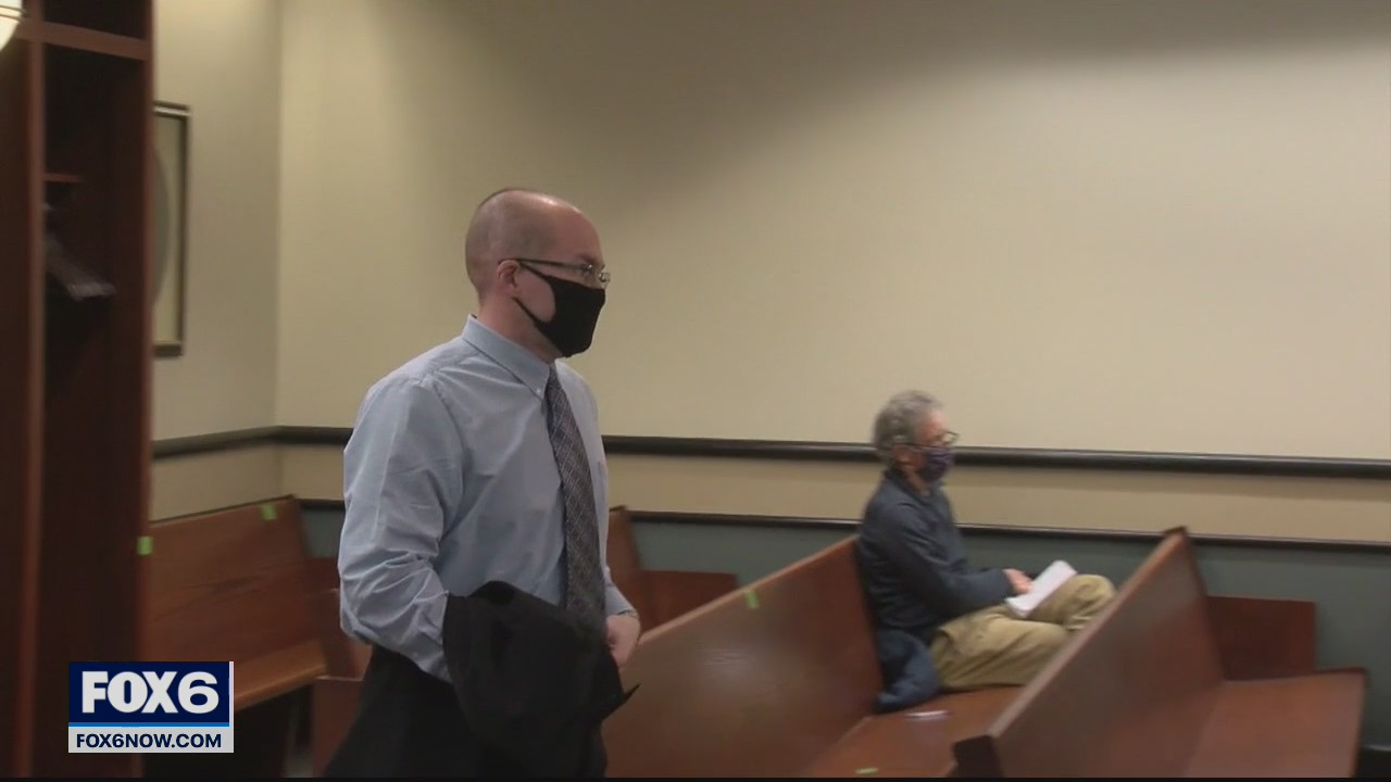 Hospital pharmacist accused of sabotaging vaccines a flat-earther
