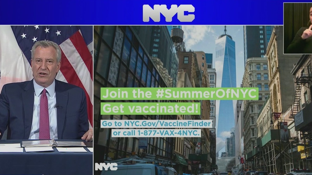 De Blasio pushes for tourist vaccination sites