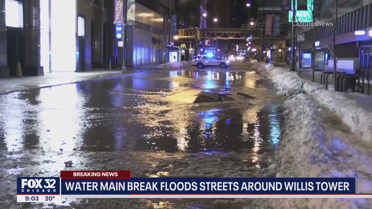 Water main break causes mess downtown during bitter cold