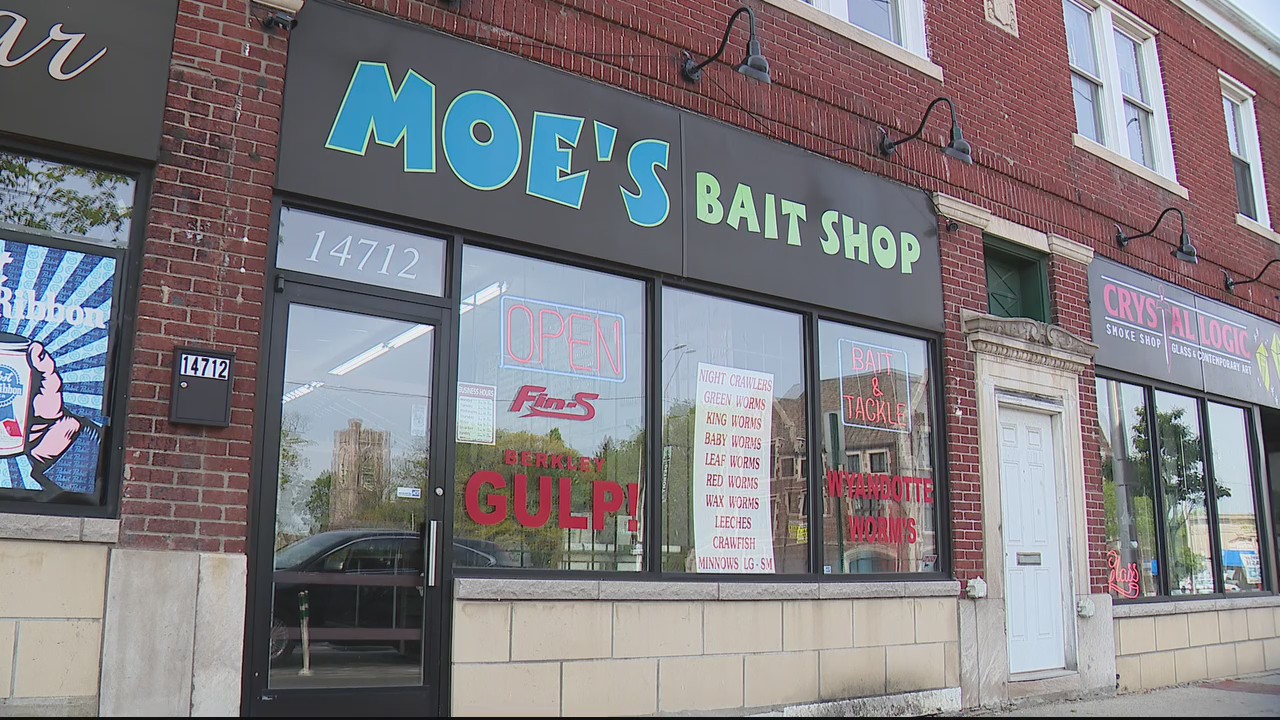 Moe's Bait Shop reels them in for 50 years