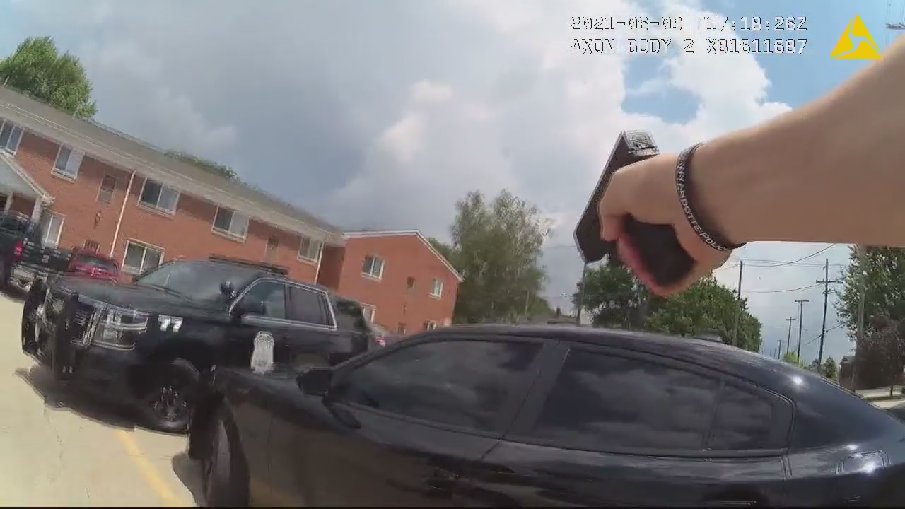 Wyandotte police bodycam shows tense moments of felon chase, arrest
