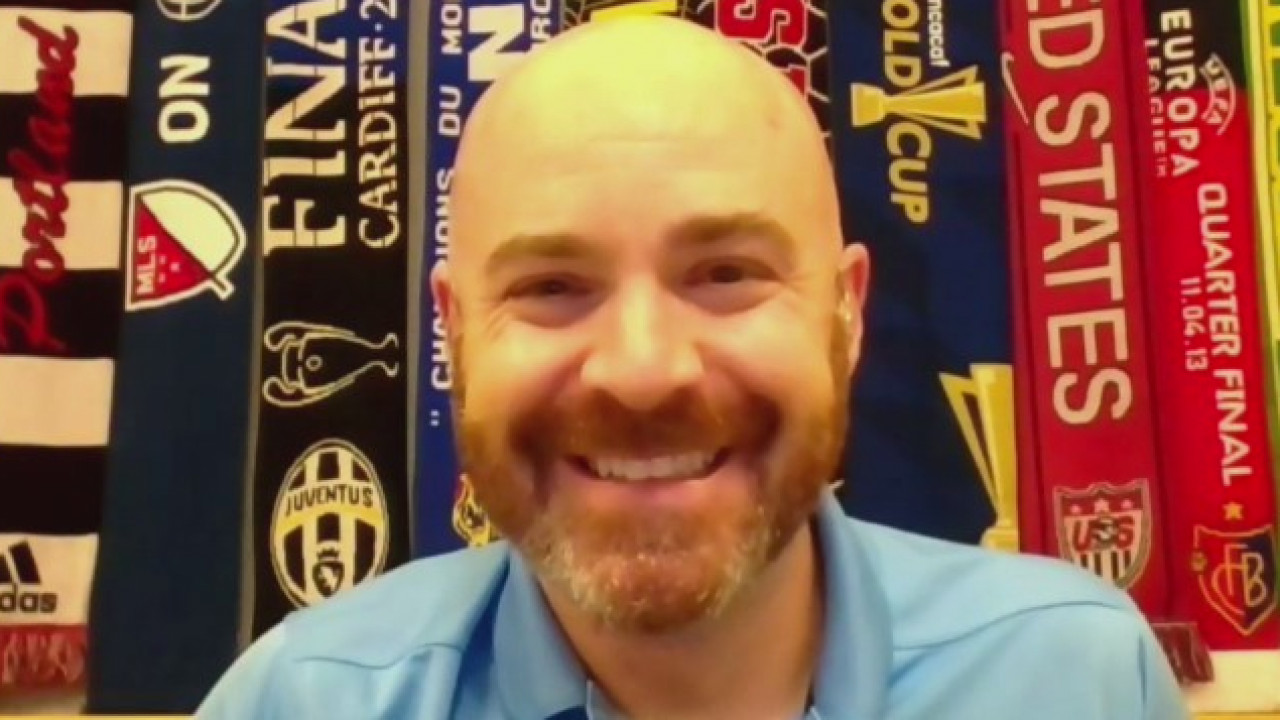 John Strong with FOX Sports talks U.S. vs Panama soccer match