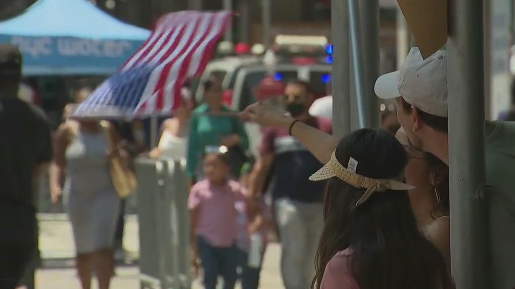 New Yorkers celebrate hometown heroes