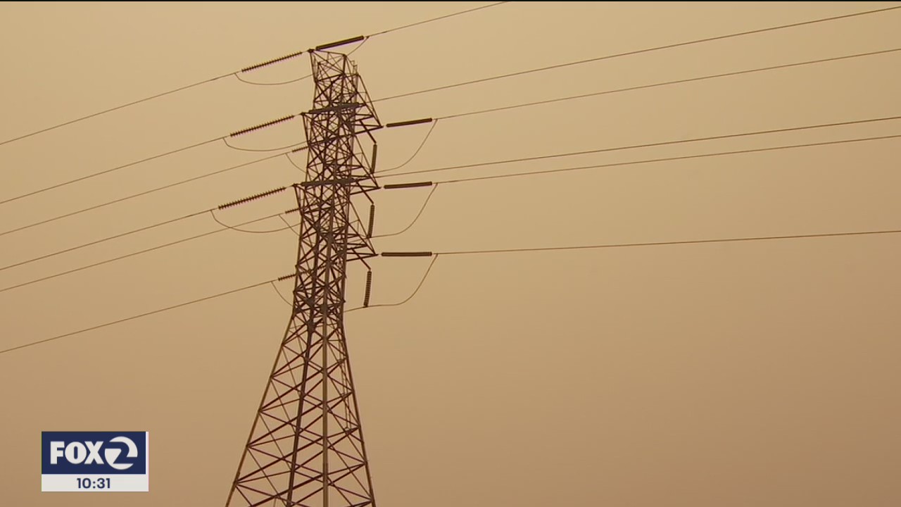 PG&E power shutoffs come amid disasters