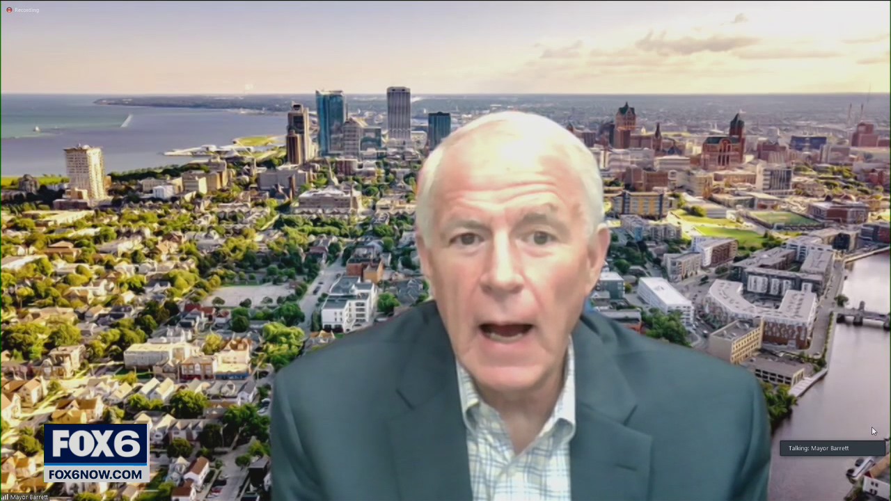 Mayor Tom Barrett addresses gun violence in Milwaukee