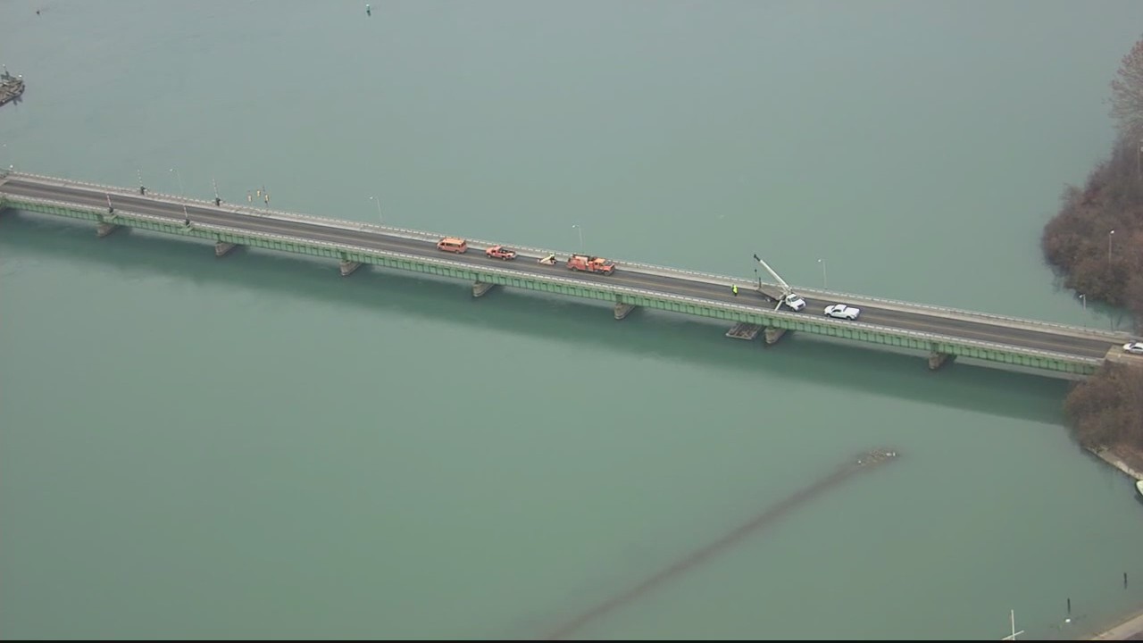 Grosse Ile bridge remains closed a year later