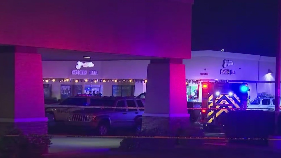 PD: Woman hospitalized following shooting outside Glendale bar