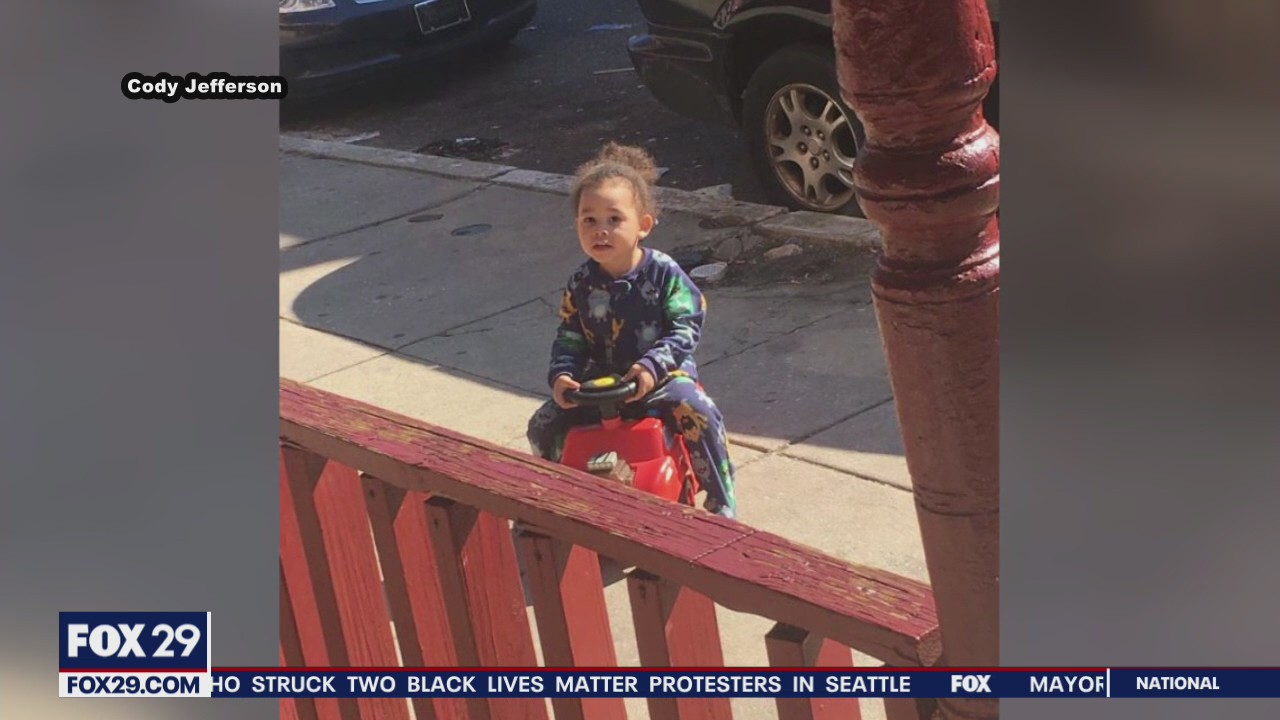 Philadelphia police continue search for 2 year old King Hill