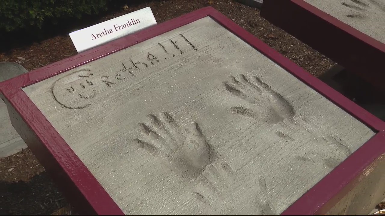 Aretha Franklin gets added to the Detroit Legends Plaza exhibit