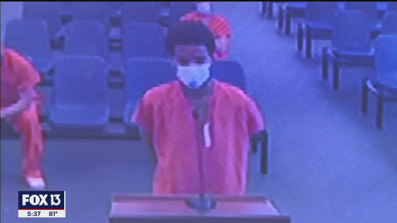 Dunkin employee accused of manslaughter of customer