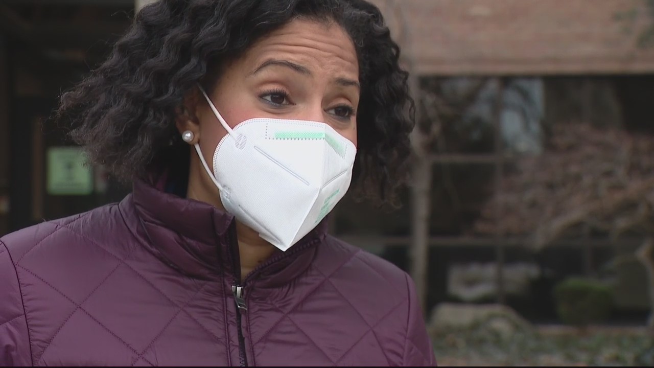 Outbreak of COVID-19 cases at Detroit Whole Foods has health official fuming