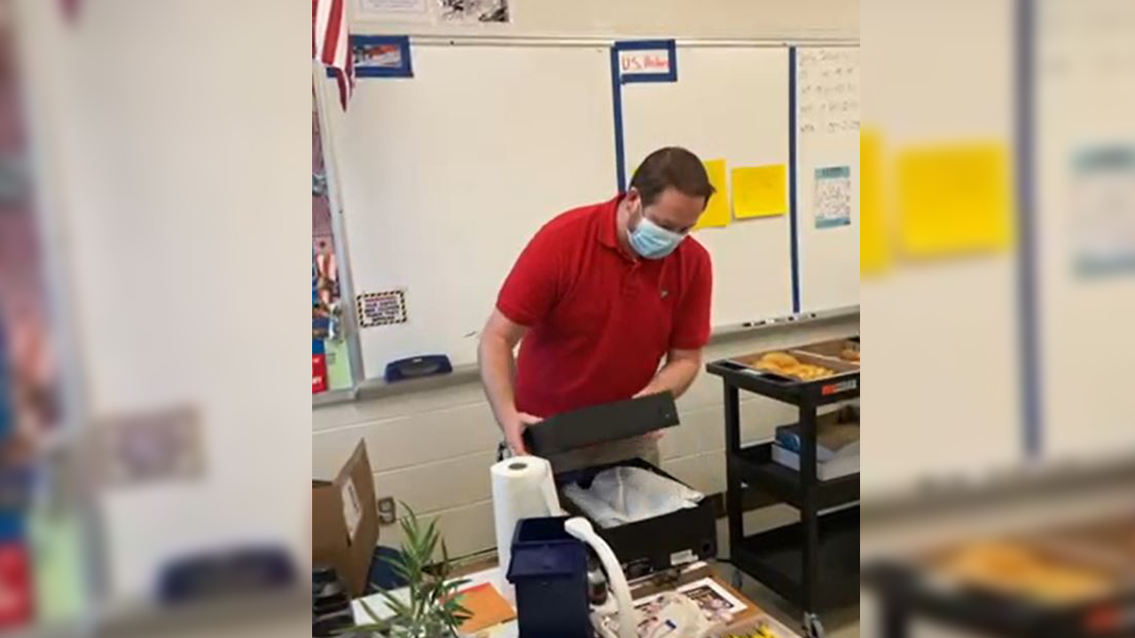 Class pools money to buy teacher 1st pair of Air Jordans