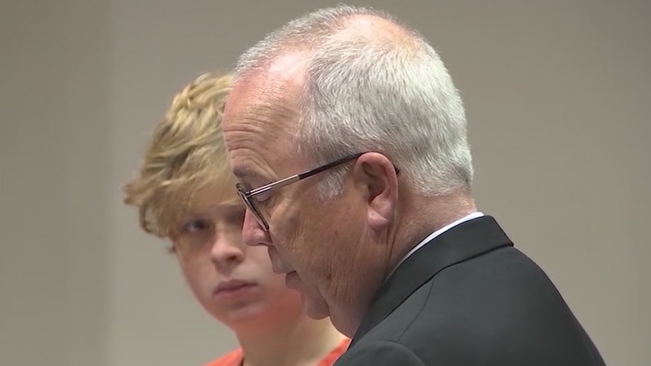 Florida teen accused of killing mother expected to enter new plea deal