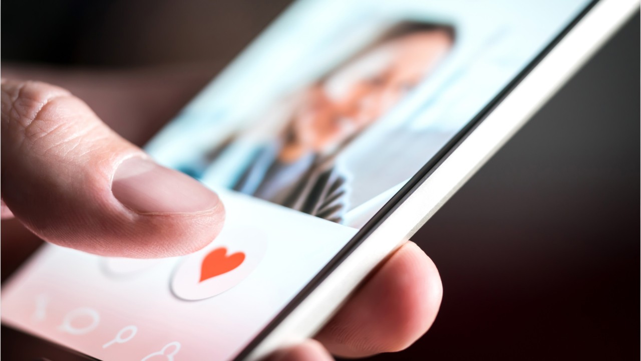 Online dating is now the most popular way for US couples to meet, study finds