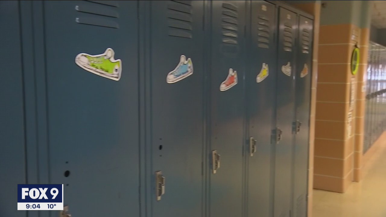 Minneapolis School Board moves forward with in person learning option