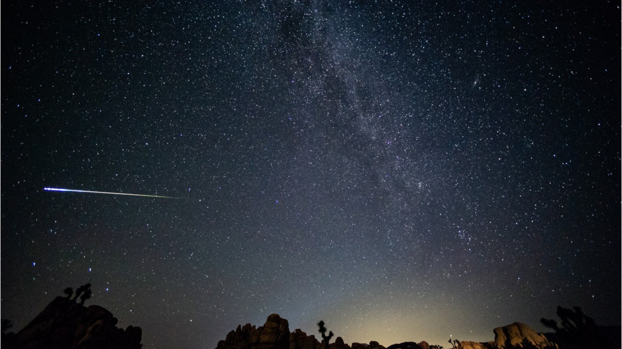 2 meteor showers to light up the sky this week