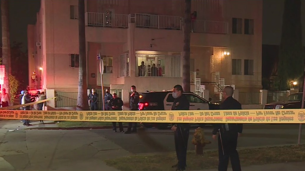 1 dead, 3 wounded in Hollywood shooting