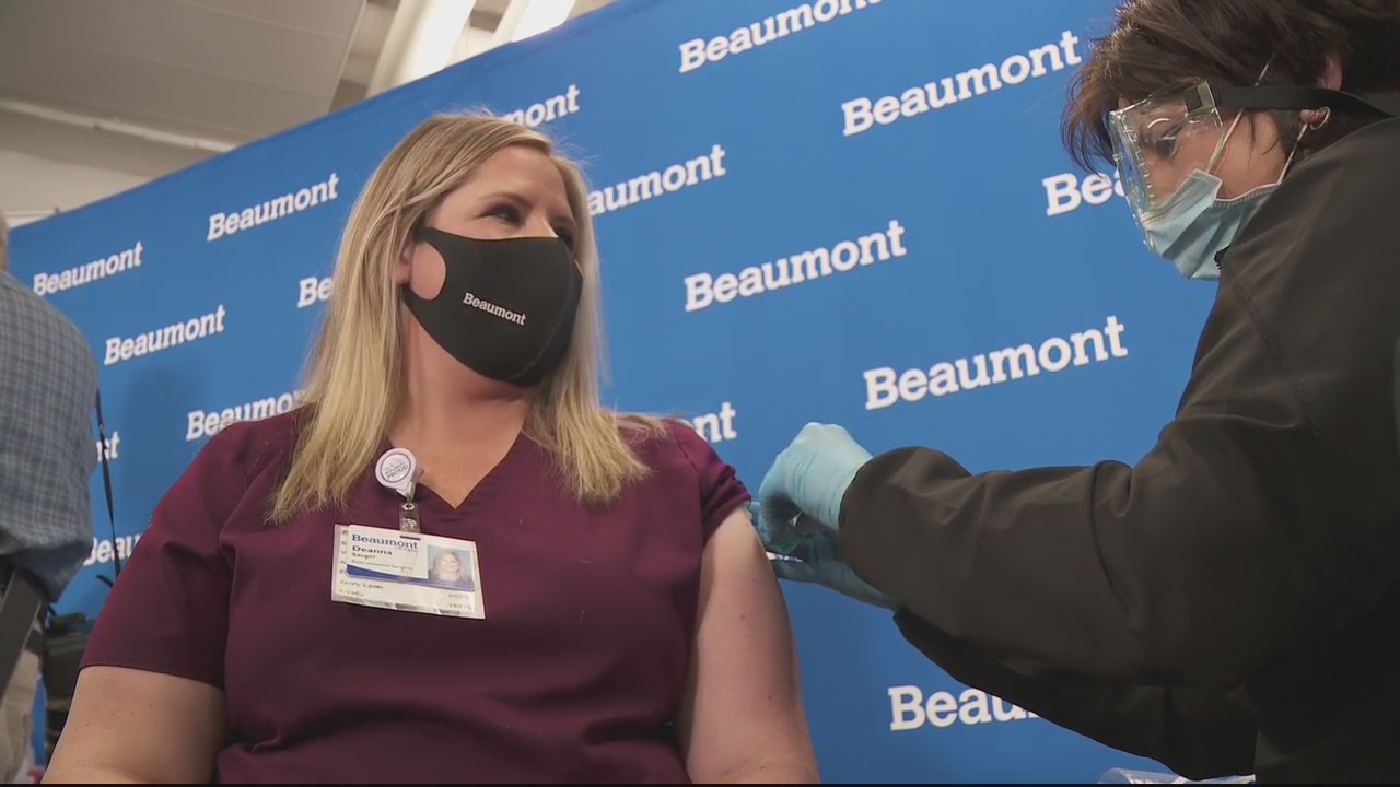 Beaumont workers get first dose of Pfizer vaccine in Michigan