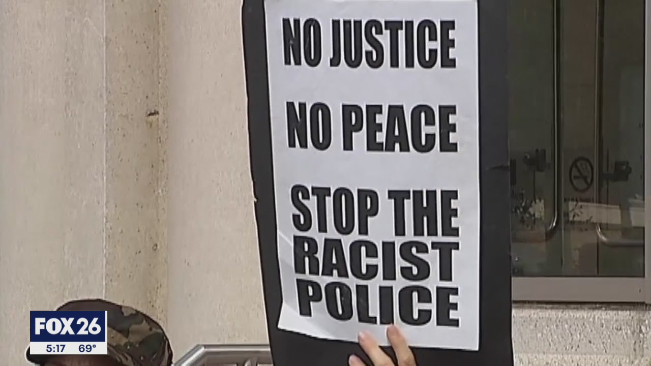 Police reform aimed at excessive force approved by Texas Senate