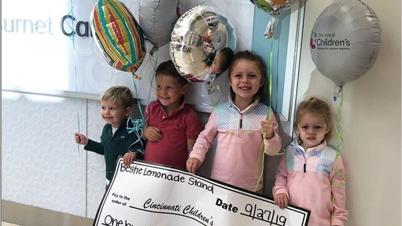 Lemonade stand goes viral and raises thousands for Ohio hospital