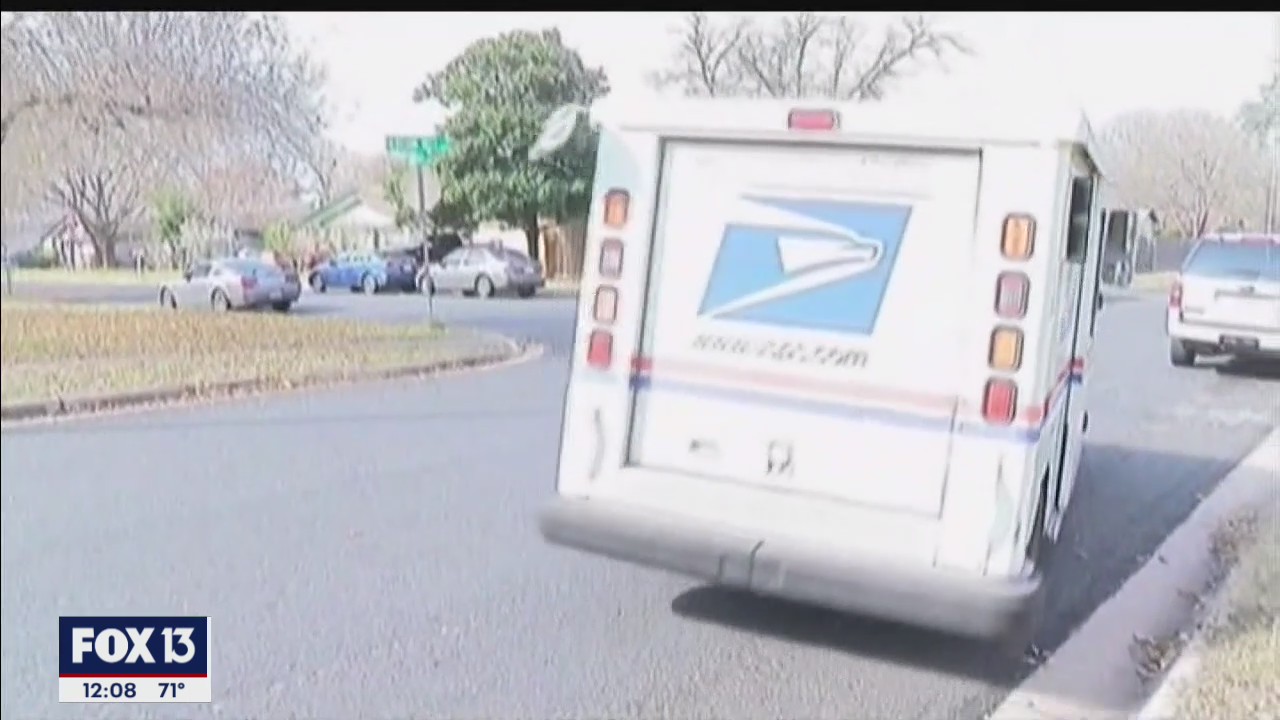Holiday shipping rush begins