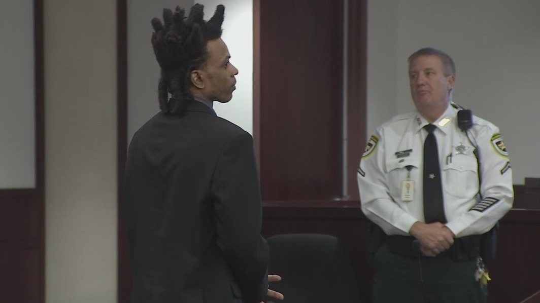 Judge urges convicted killer not to represent himself in sentencing