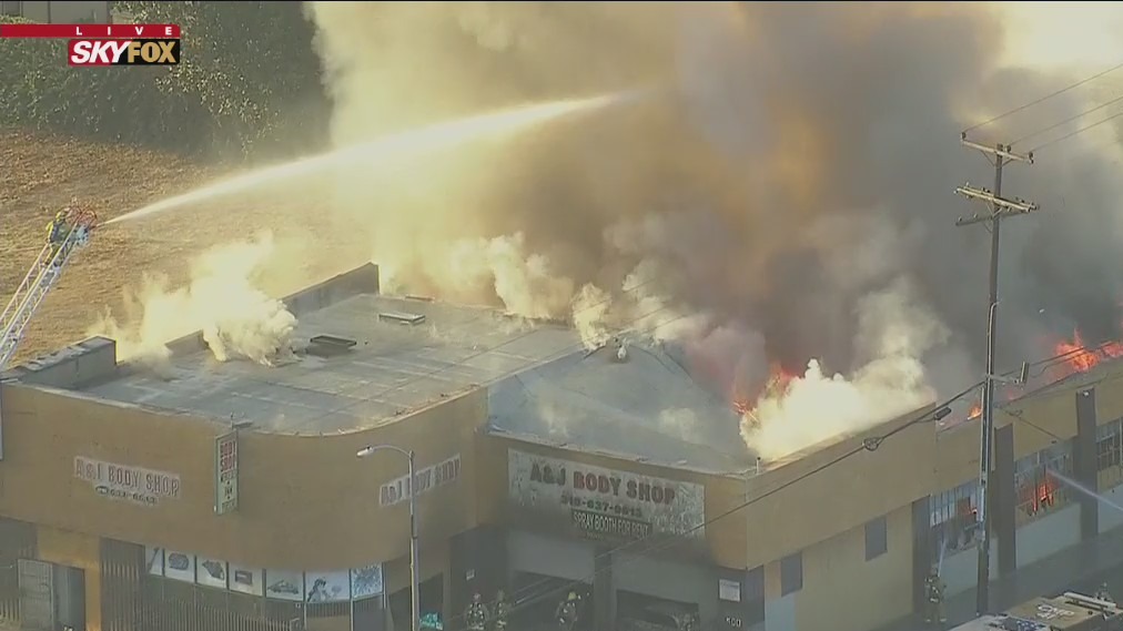Massive blaze ignites in Compton auto body shop