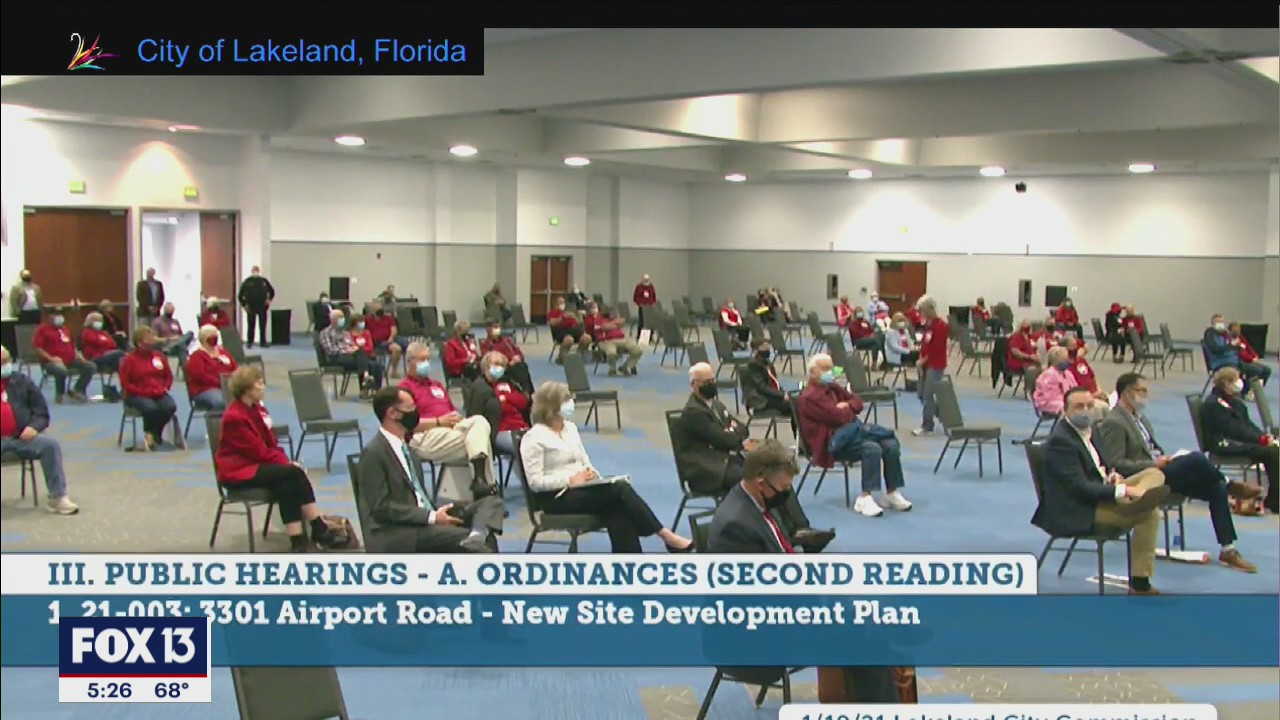 Carrilon Lakes residents plead to block developer's plans