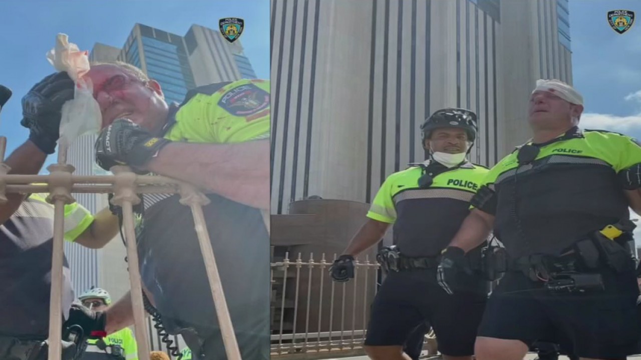 Officers attacked on Brooklyn Bridge