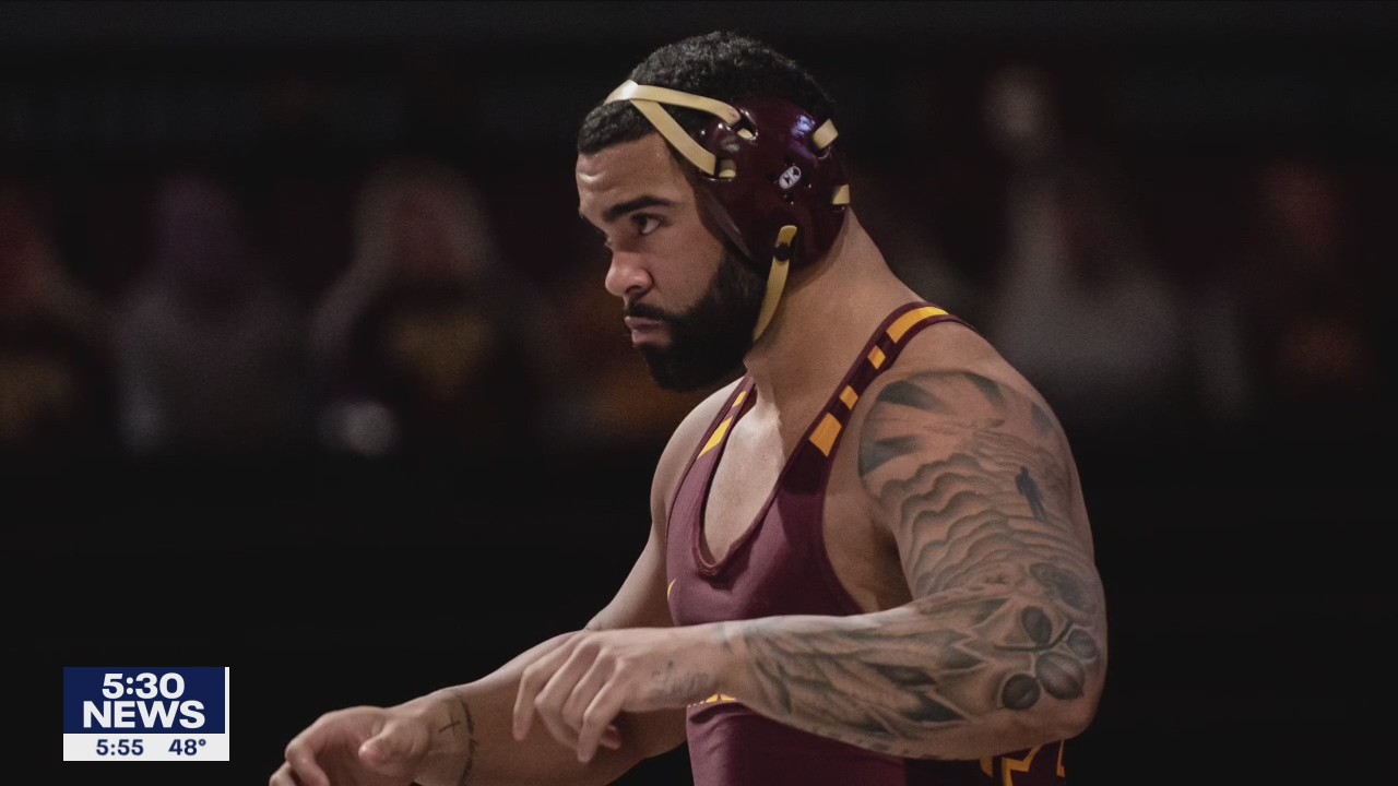 Gopher wrestling star seeks perfect season