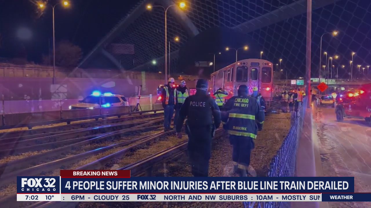 4 people suffer minor injuries after CTA Blue Line train derailed