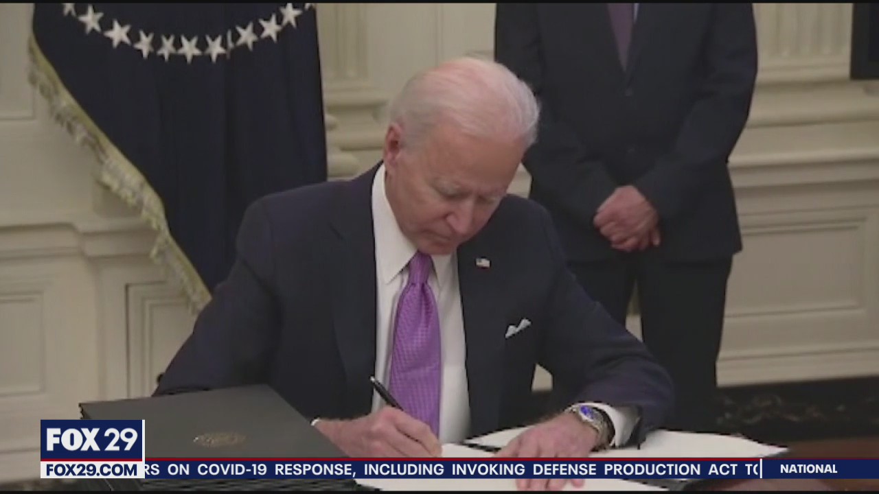 Biden signs 10 executive orders on pandemic, warns things will ‘get worse before they get better’