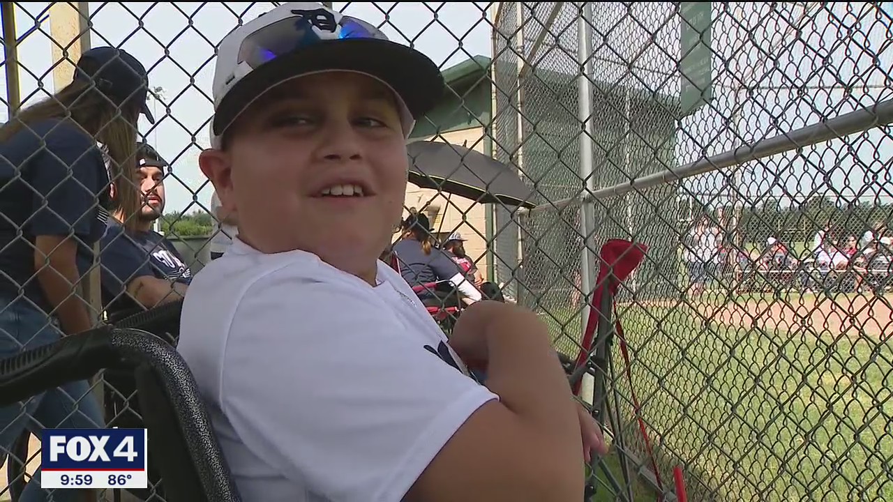 Baseball team helping to support family injured during Dallas floods