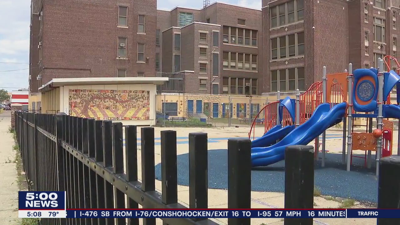 Philadelphia schools: Most kids in class 2 days per week