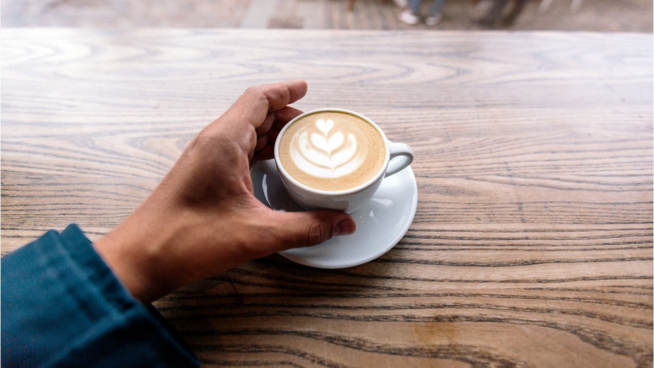 Company will pay you $1,000 to ditch corporate chains and drink local for a month