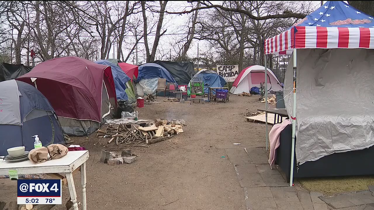 Homeless encampment near Dallas City Hall forced to relocate