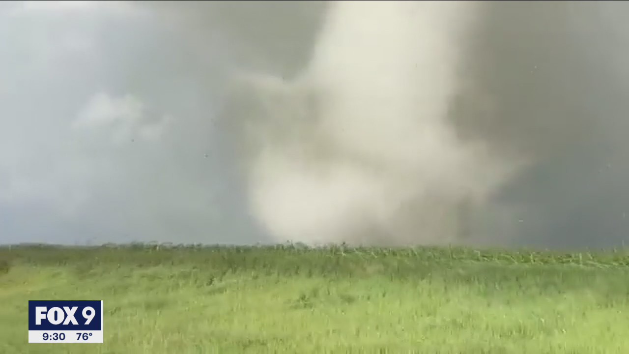 Stormchaser recounts close encounter with tornadoes in NW Minnesota
