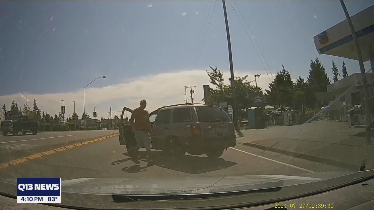 Driver in Shoreline throws axe at other driver in incident of road rage.