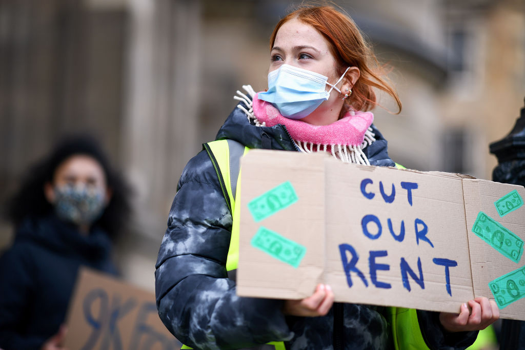 Anti-lockdown march in London draws thousands